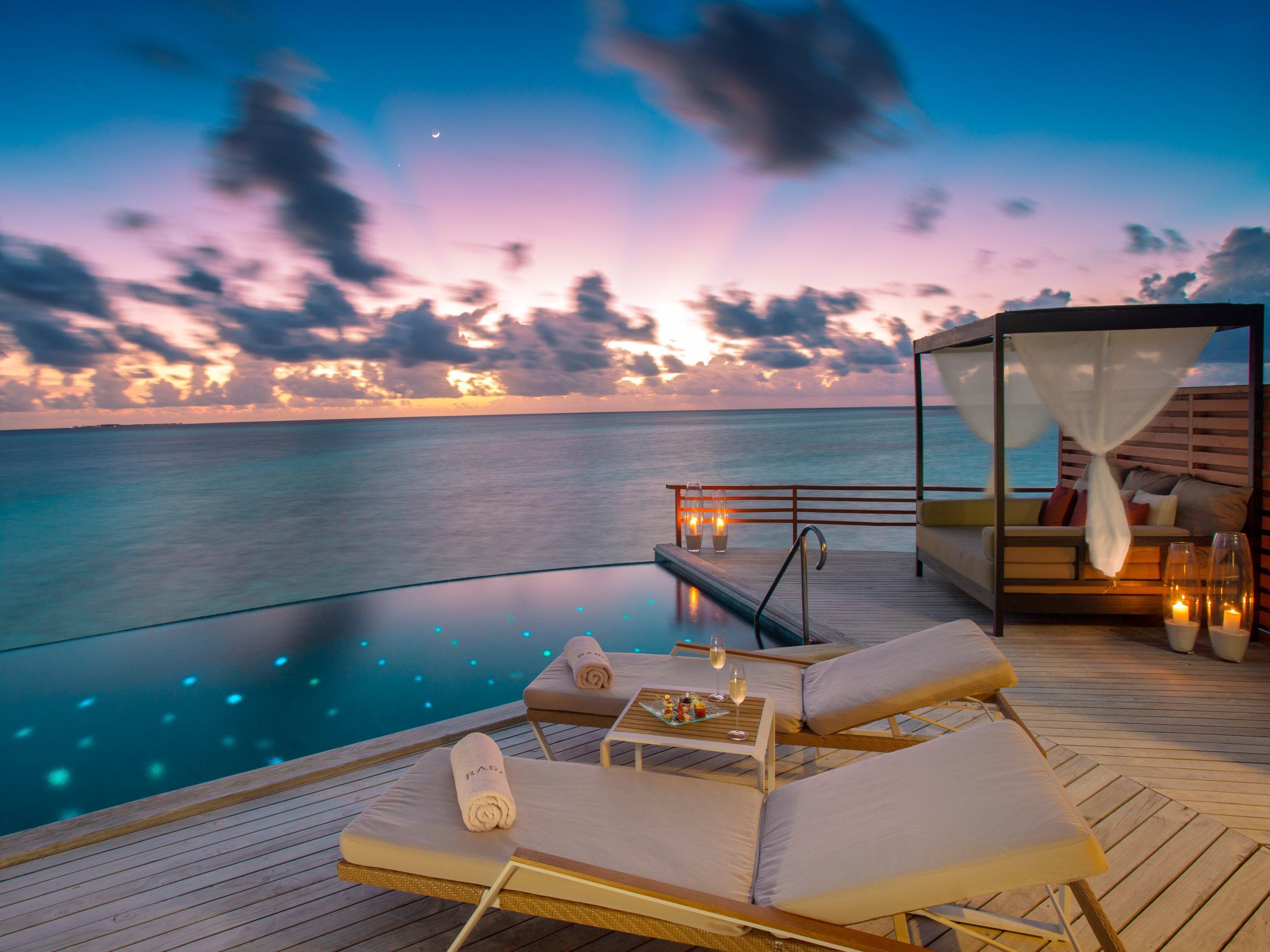 Luxe Retreats: Reviewing the Top 10 Luxury Resorts in the Maldives